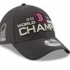 &New New Era MLB18 3930 Boston Red Sox WS Champs Locker Room OSFM