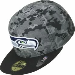 &New New Era Camo Team Fitted